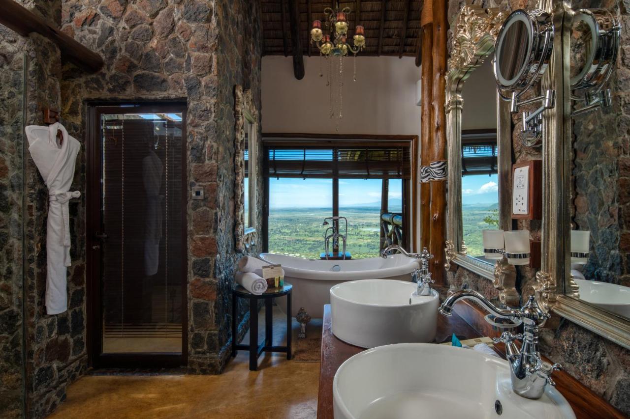 Lake Manyara Kilimamoja Lodge Mto wa Mbu Ngoại thất bức ảnh